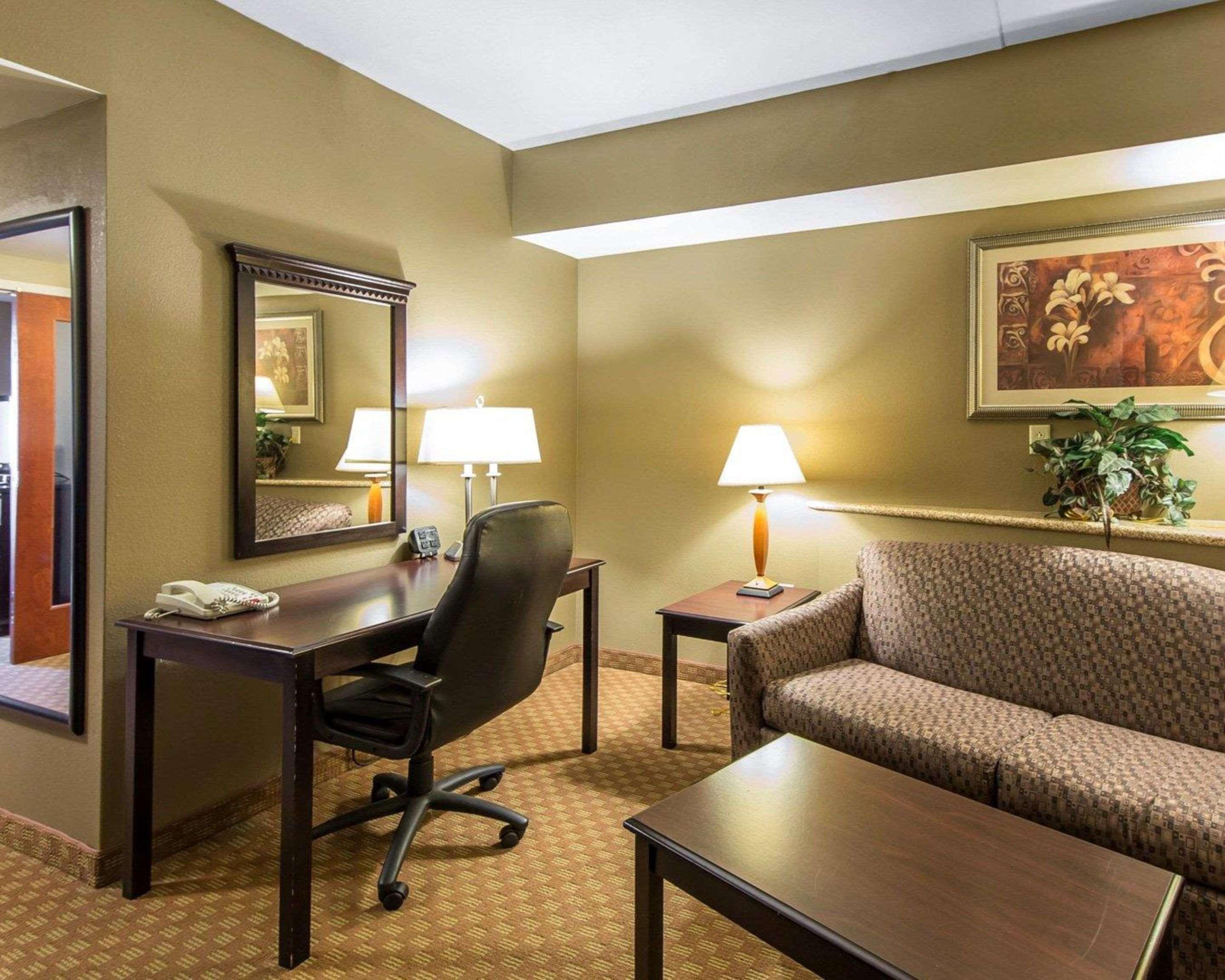 Comfort Suites North Νόξβιλ Εξωτερικό φωτογραφία