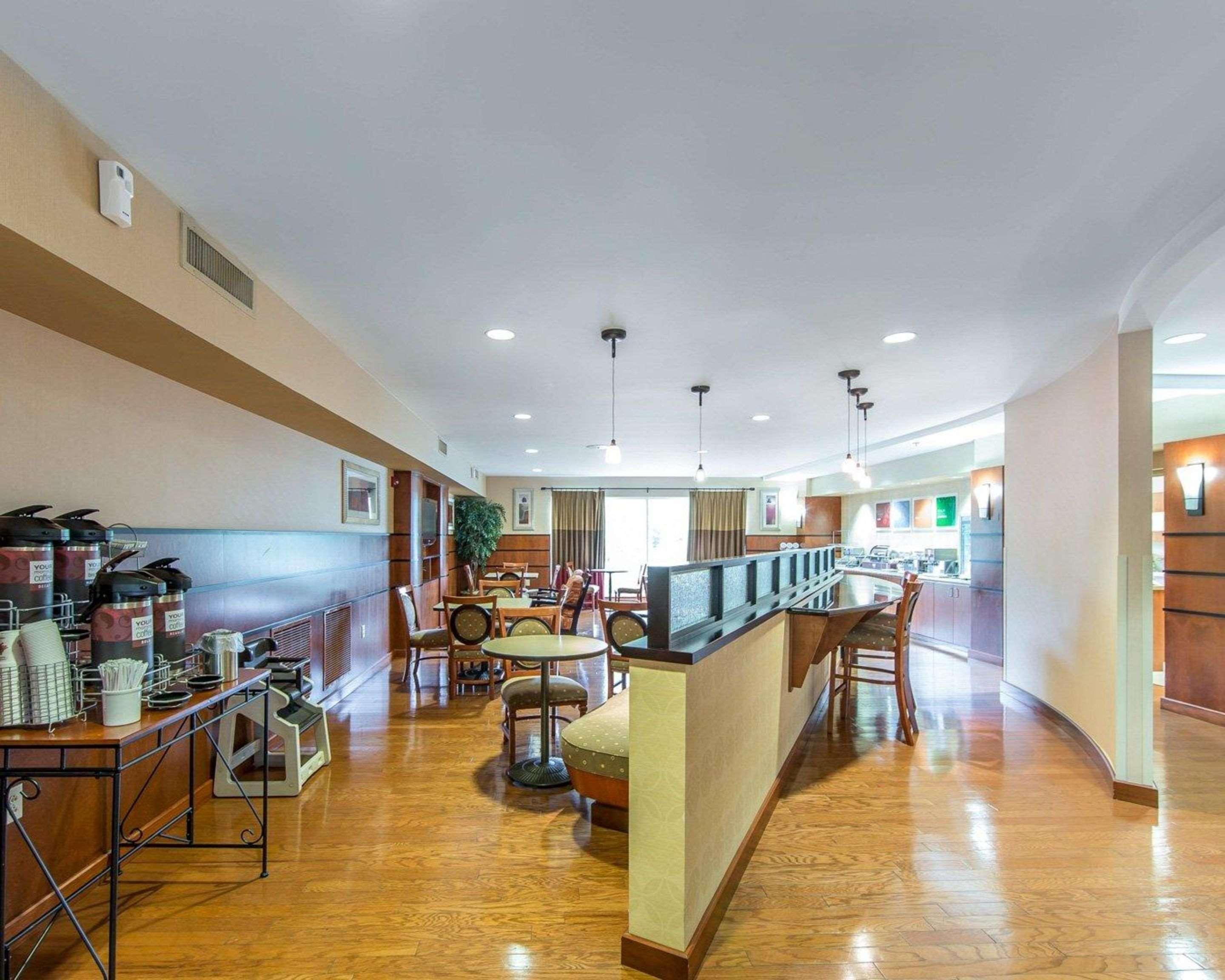 Comfort Suites North Νόξβιλ Εξωτερικό φωτογραφία